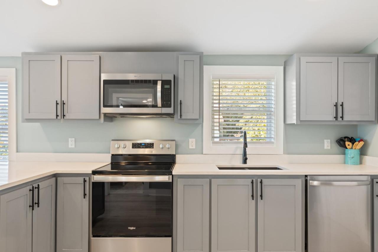 222 W Ashley - Sea Breeze - Minutes To The Ocean And Downtown Folly Beach Exterior foto