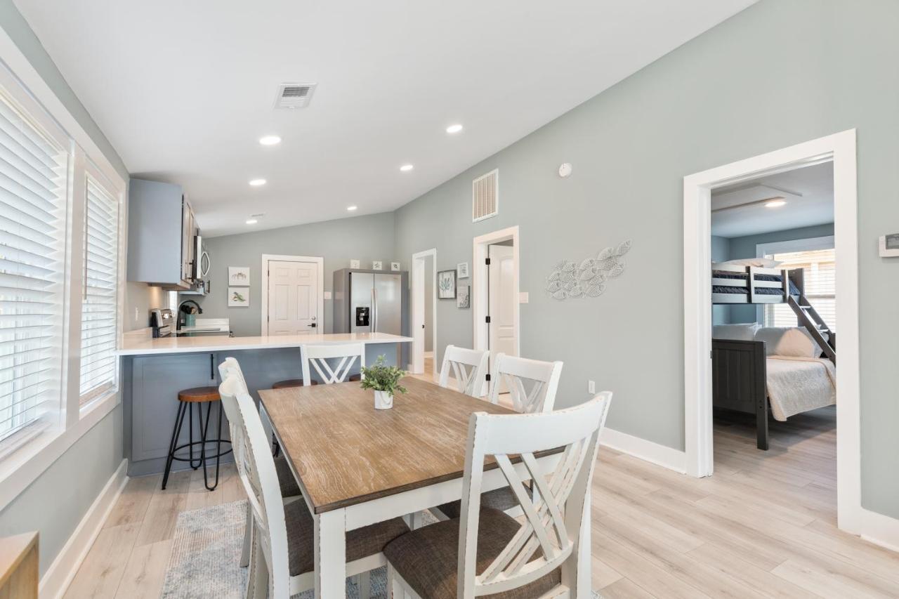 222 W Ashley - Sea Breeze - Minutes To The Ocean And Downtown Folly Beach Exterior foto